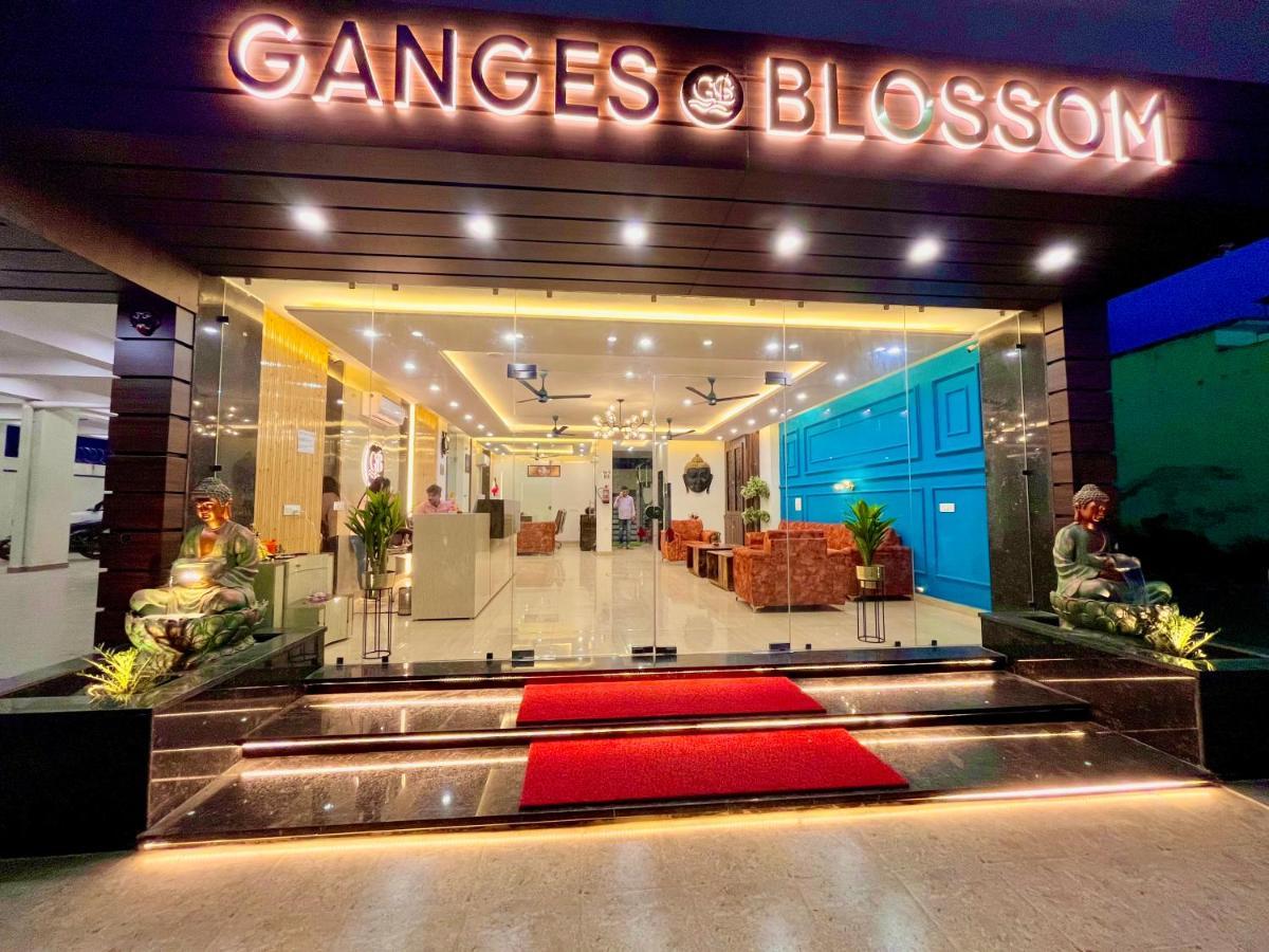 Hotel Ganges Blossam, A Luxury Hotel In Харидвар Экстерьер фото